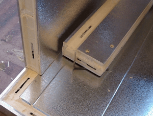 تعمیر و نگهداری ساندویچ پنل